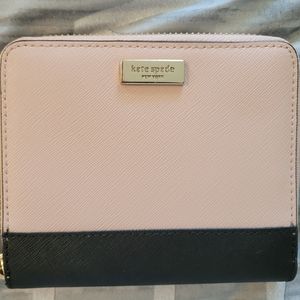 Kate Spade Medium Zip Wallet